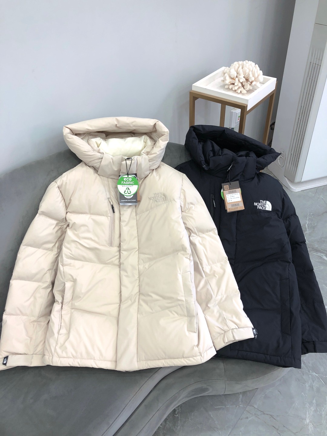 ザ・ノースフェイス「The North Face」1996 リニューアル フード付きダウンジャケット