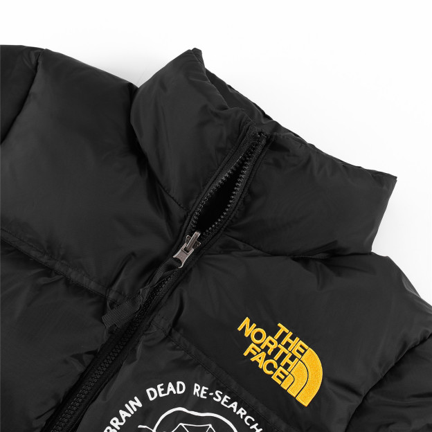 「コラボモデル」The North Face × Brain Dead コラボ グラフィック Nuptse ダウンジャケット