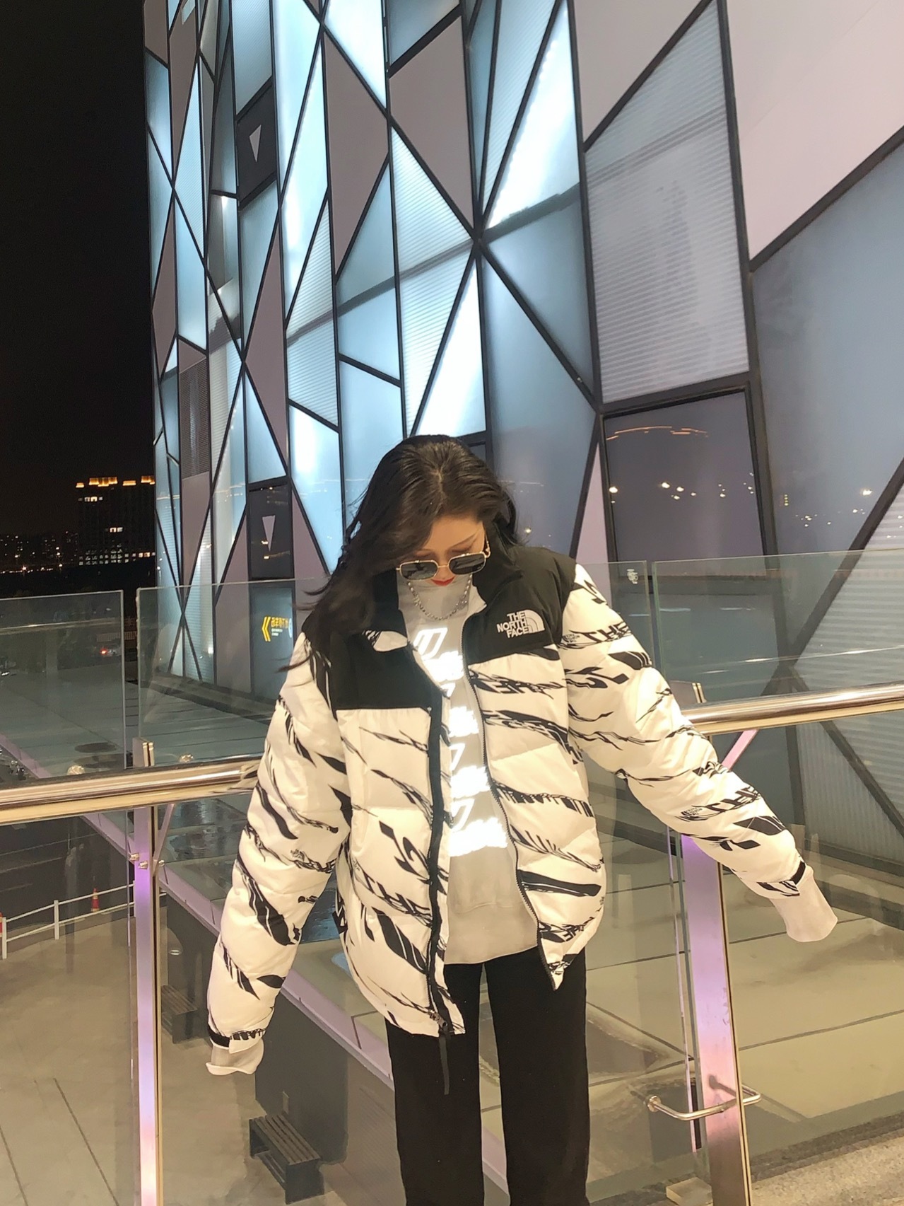 ザ・ノースフェイス「The North Face」ゼブラプリント ダウンジャケット