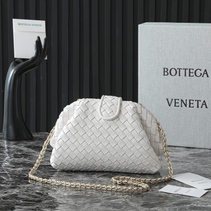 ボッテガ・ヴェネタ「Bottega Veneta」 Lauren 1980 Teen チェーンクラッチバッグ