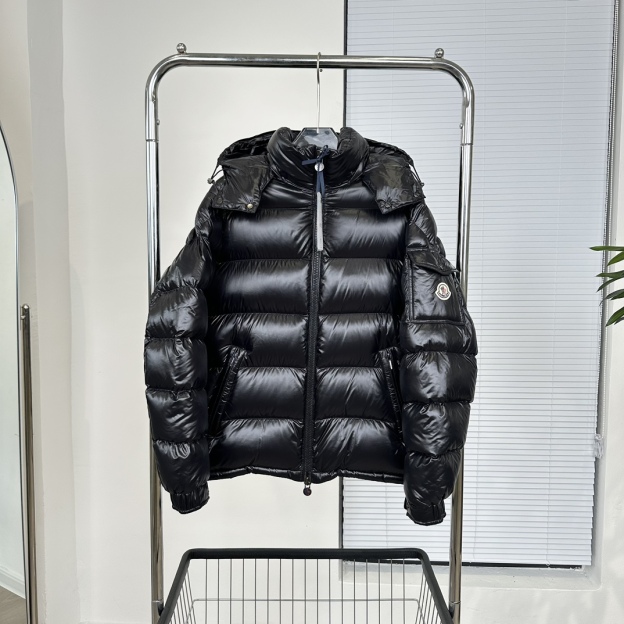 モンクレール「Moncler」マヤ ダウンジャケット メンズ＆レディース