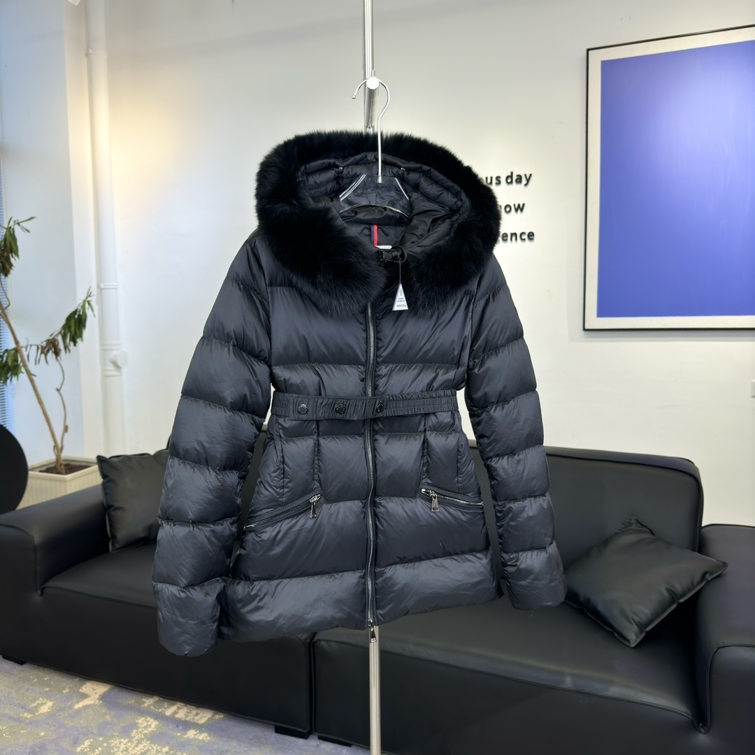 モンクレール「Moncler」シェルパトリム ベルテッド ダウンジャケット レディース