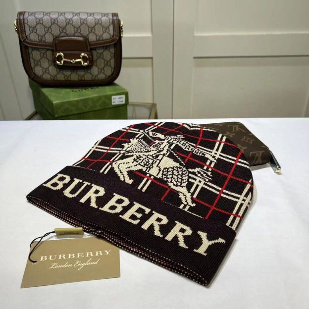 バーバリー「Burberry」クラシックチェックニット帽
