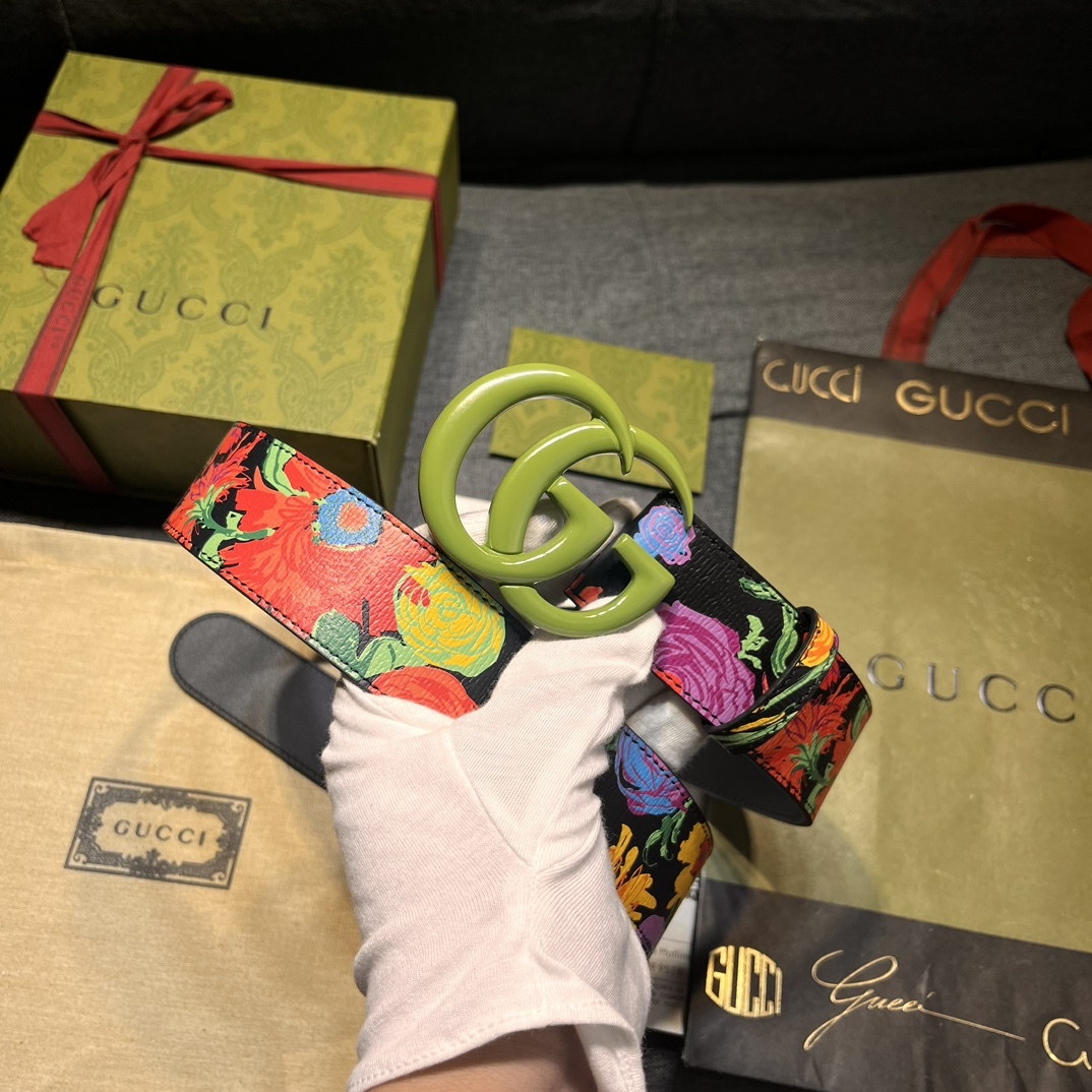 グッチ「Gucci」Ken Scott フローラル プリント GGバックル レザー ベルト100CM