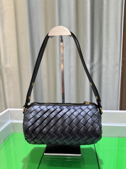 ボッテガ・ヴェネタ「Bottega Veneta」2024早秋 大中華区限定 ショルダーバッグ