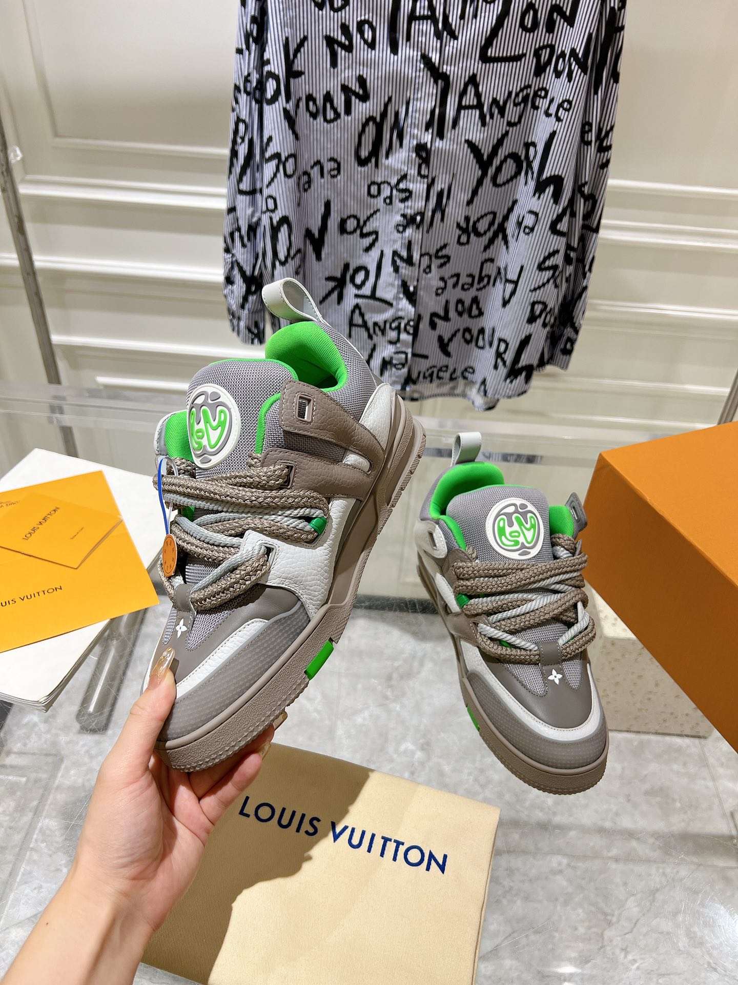 「コラボモデル」Louis Vuitton x Skate スニーカー