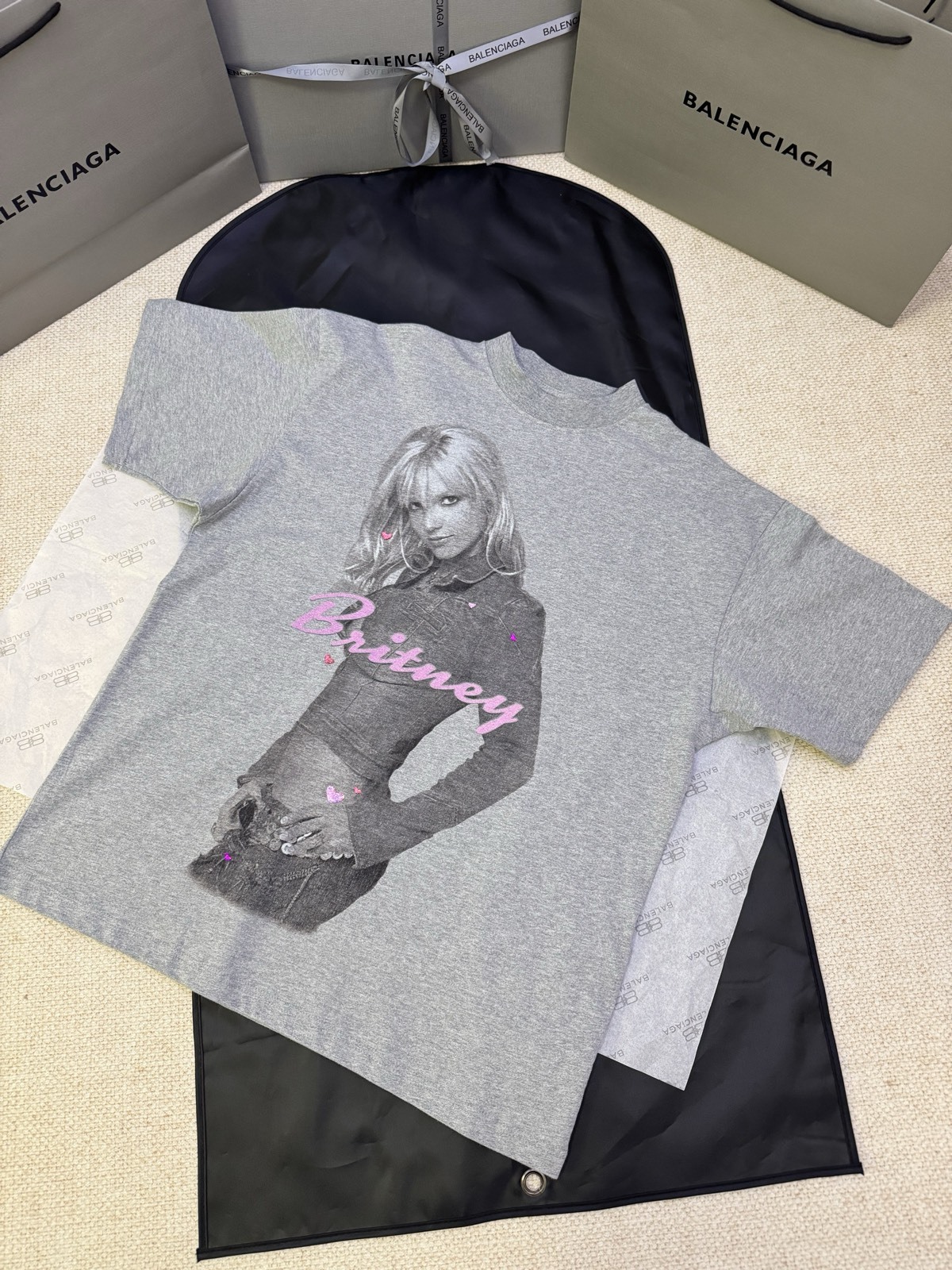 バレンシアガ「Balenciaga」ブリトニー・スピアーズ ポートレート プリントTシャツ