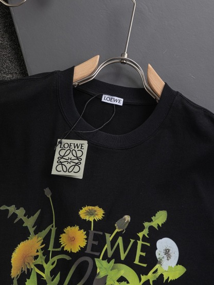 ロエベ「Loewe」フローラル プリント クルーネックTシャツ