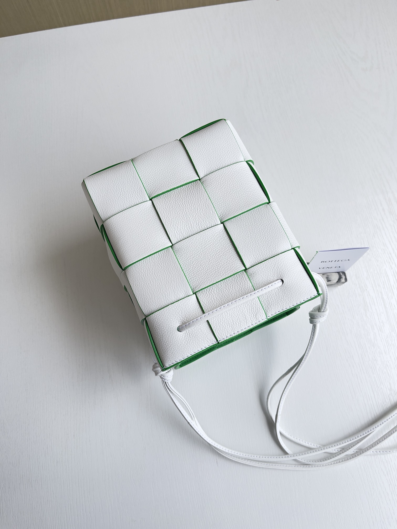 ボッテガ・ヴェネタ「Bottega Veneta」七夕限定 Intrecciato ミニバケットバッグ