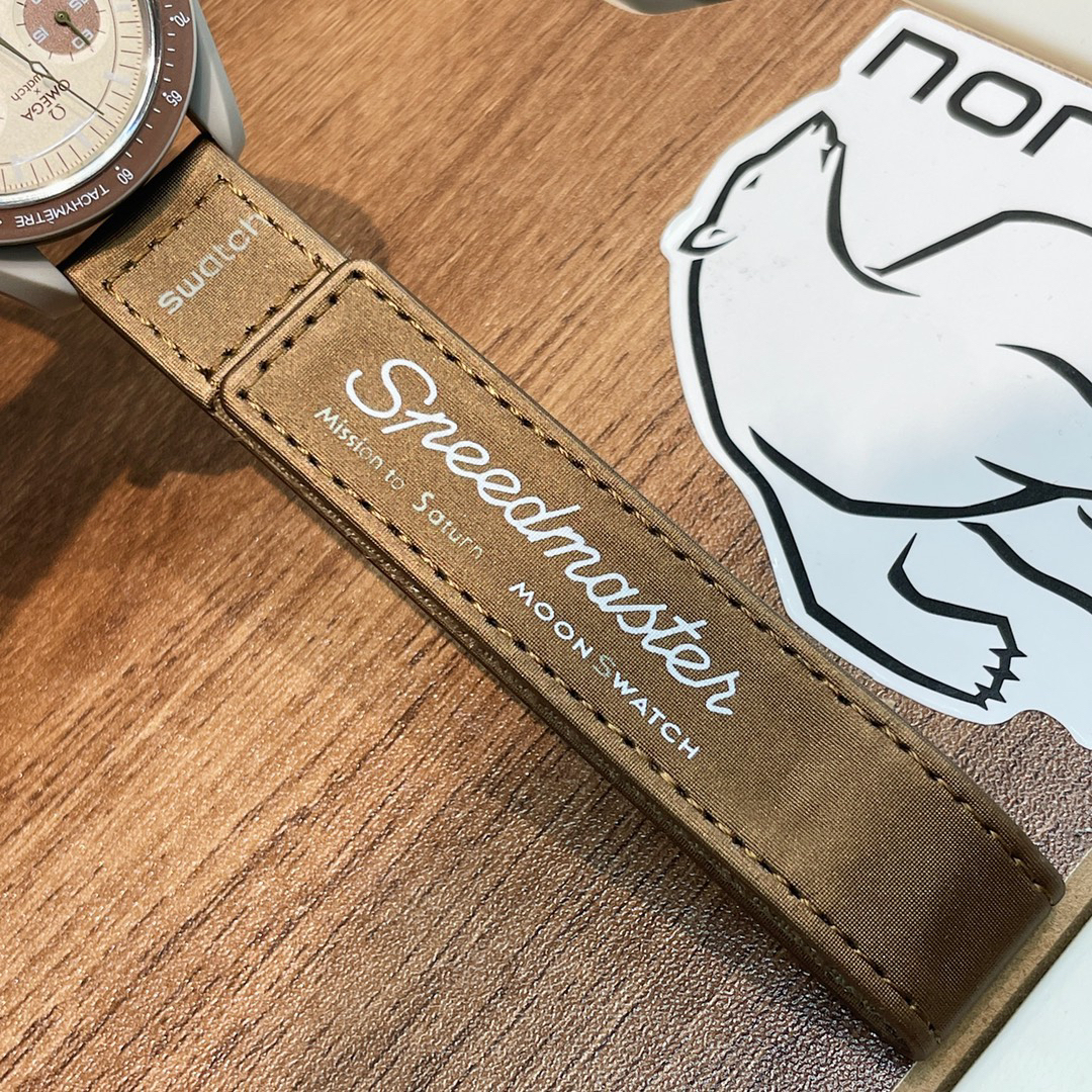 スウォッチ「Swatch」OMEGA BIOCERAMIC MoonSwatch コレクション 腕時計42MM