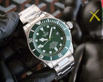 チューダー「Tudor」ペラゴス シリーズメンズウォッチ42MM