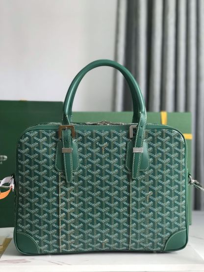 ゴヤール「Goyard」Ambassade トランペットですメッセージバッグ