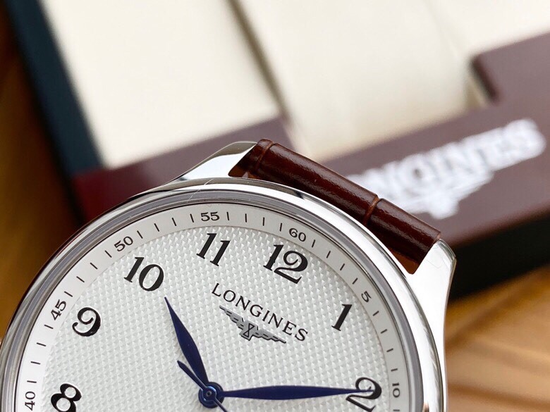 ロンジン「Longines」Conquest Automaticメンズウォッチ39MM