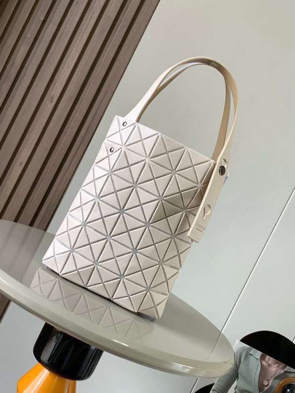 イッセイ・ミヤケ「Issey Miyake」   DUO ツインスター トートバッグ