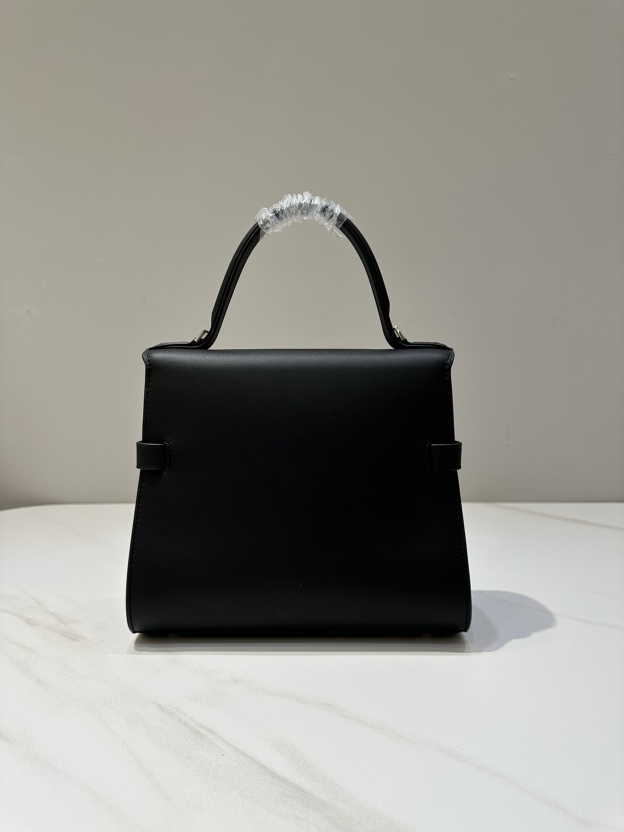 デルヴォー「Delvaux」Tempete MM 牛頸紋レザー ショルダーバッグ