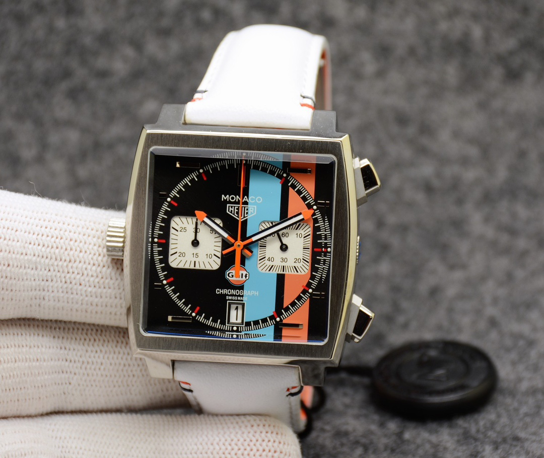 タグ・ホイヤー「TAG Heuer」カレラ クォーツ メンズウォッチ 40mm