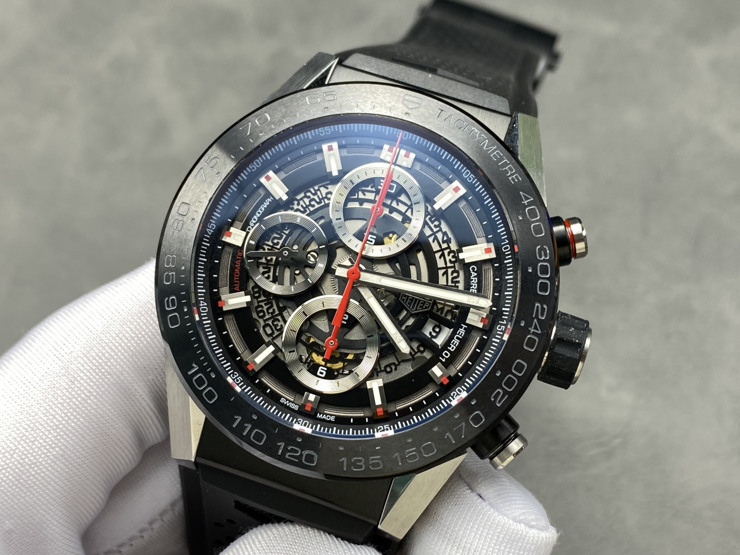 タグ・ホイヤー「TAG Heuer」カレラ ヒューアークロノグラフ 腕時計43mm