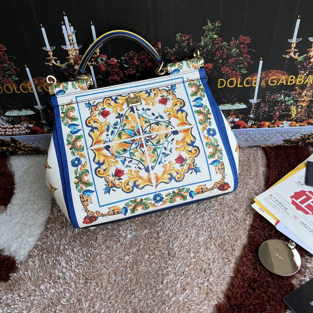 ドルチェ・アンド・ガッバーナ「D&G」 レザープリント ミラー付き ショルダーバッグ