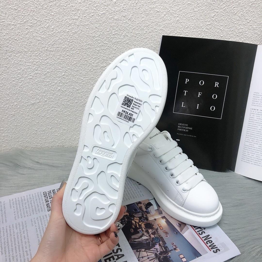 アレキサンダー・マックイーン［Alexander McQueen］Oversized Sneaker "Fluffy-Trim White" スニーカー