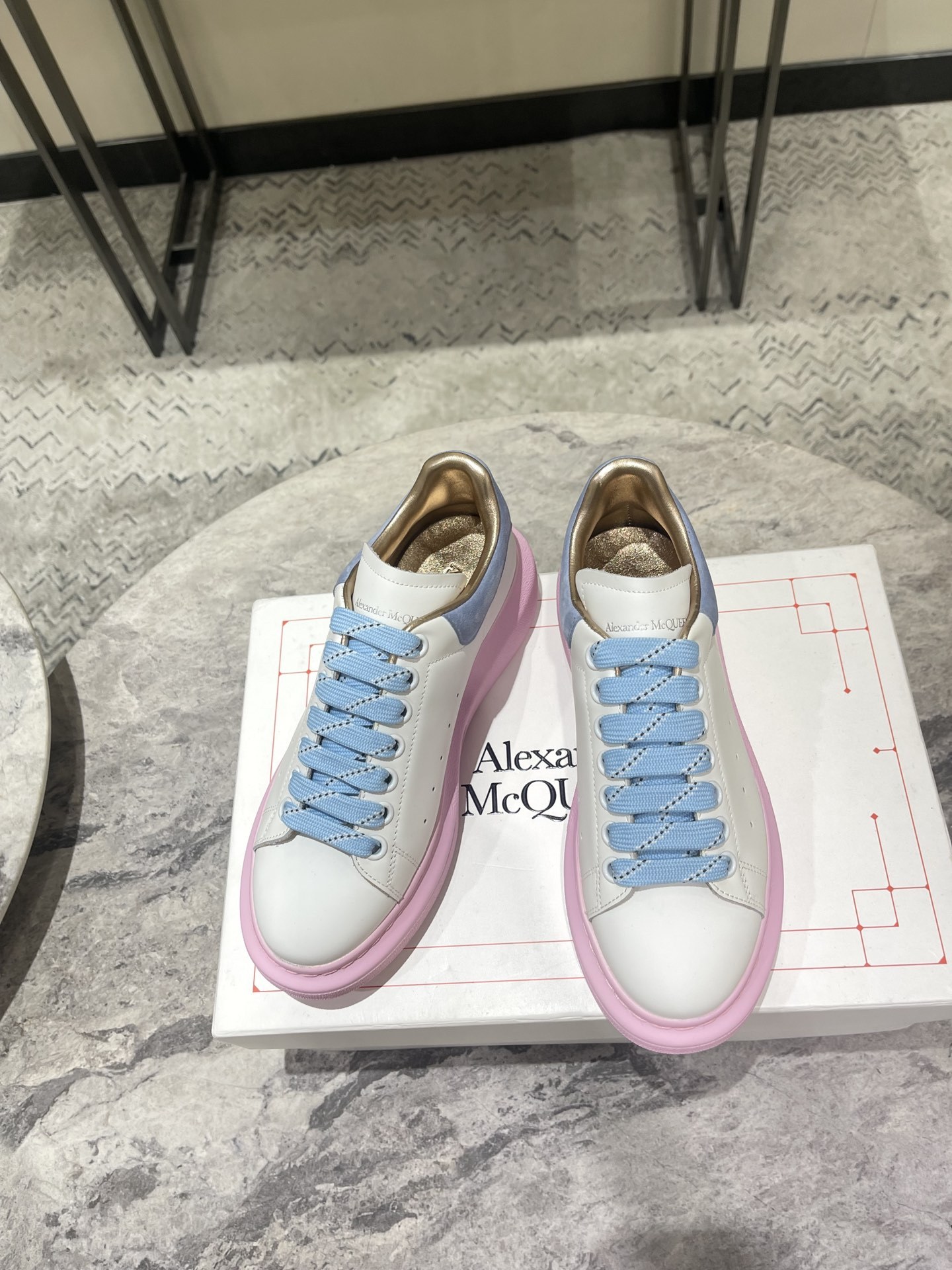 アレキサンダー・マックイーン［Alexander McQueen］Oversized Sneaker スニーカー