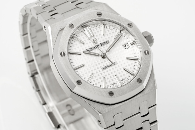 オーデマ ピゲ「Audemars Piguet」ロイヤルオーク 自動巻き腕時計 37MM