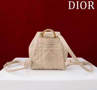 ディオール「Dior」カロ バックパック スモール ラージキャンバスキルト