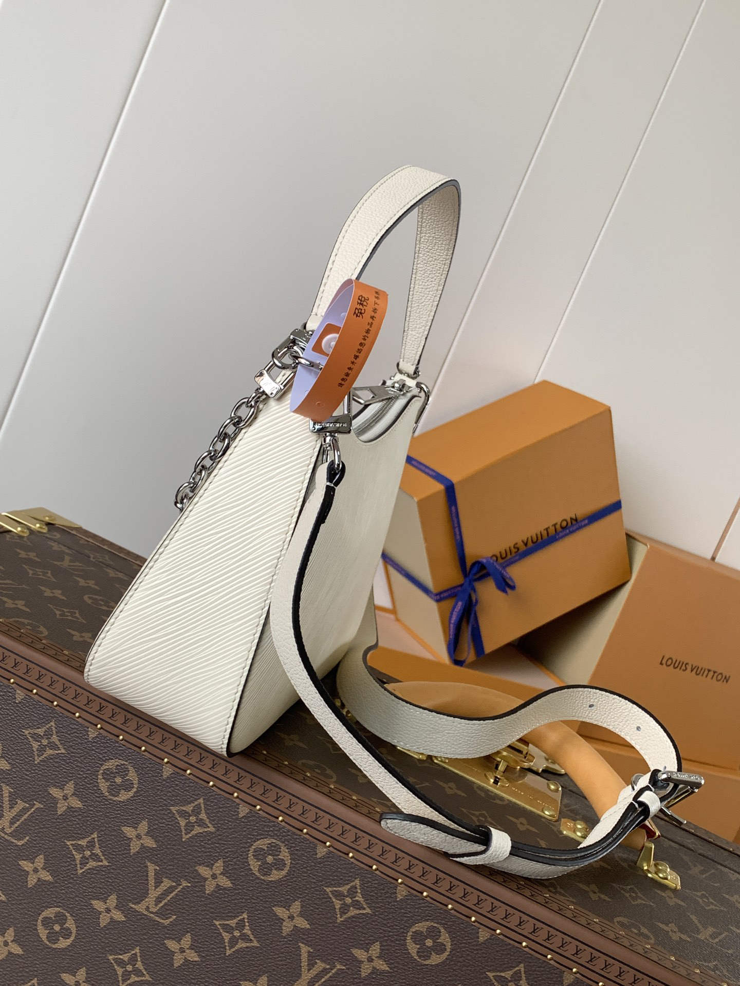 ルイ・ヴィトン(Louis Vuitton) マレル M80688