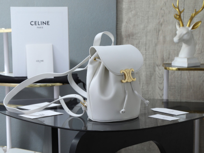 セリーヌ「Celine」BONNIE スムースレザー バックパック