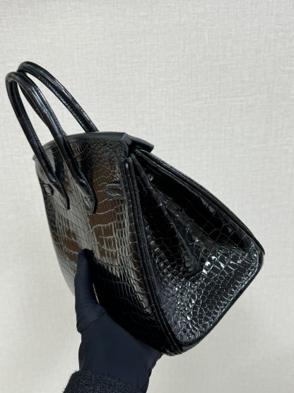 エルメス「Hermès」ノワール ミロワール クロコダイル レザー バッグ