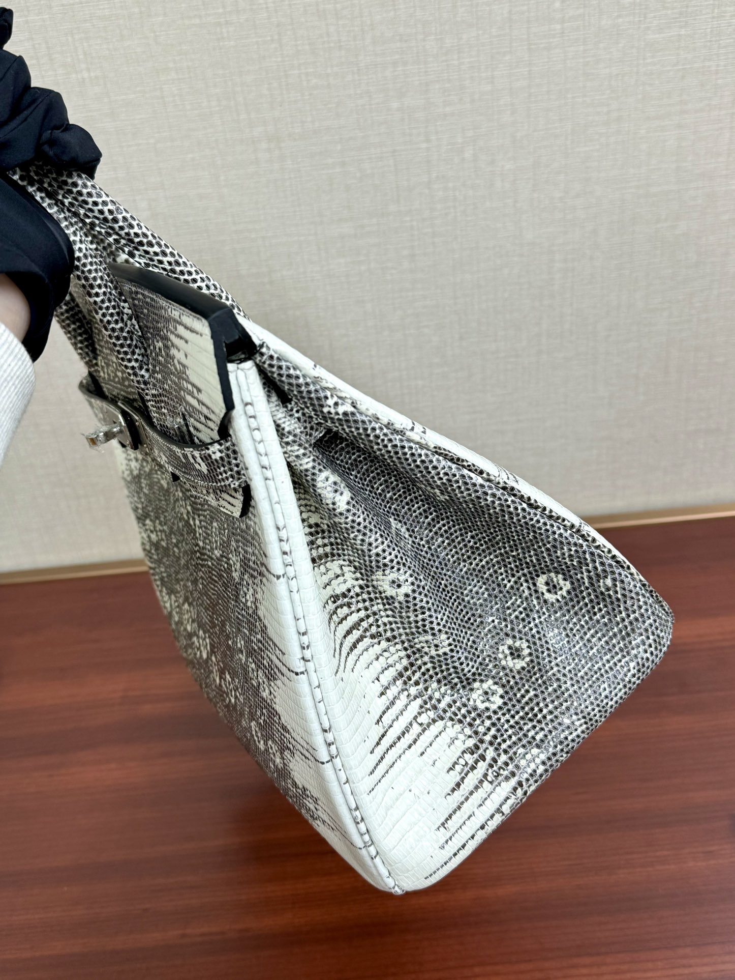 エルメス「Hermès」リザードレザー バッグ
