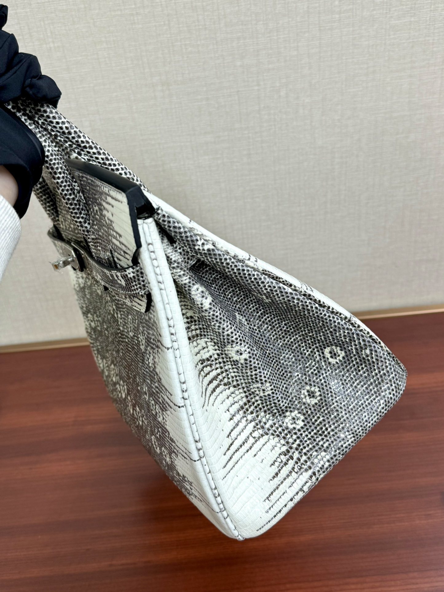 エルメス「Hermès」リザードレザー バッグ