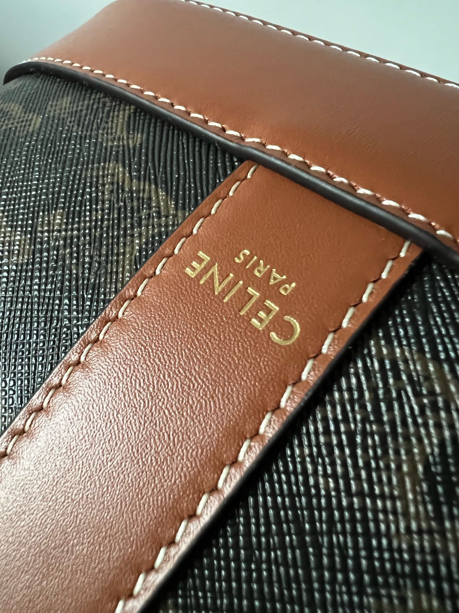 セリーヌ「Celine」凱旋プリントのバケツバッグを特注しました