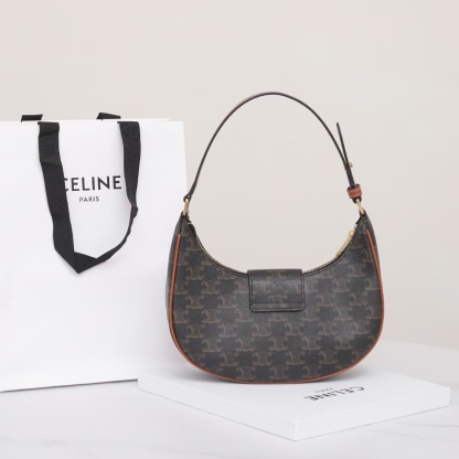 セリーヌ「Celine」 AVA モノグラム アンダーアームバッグ