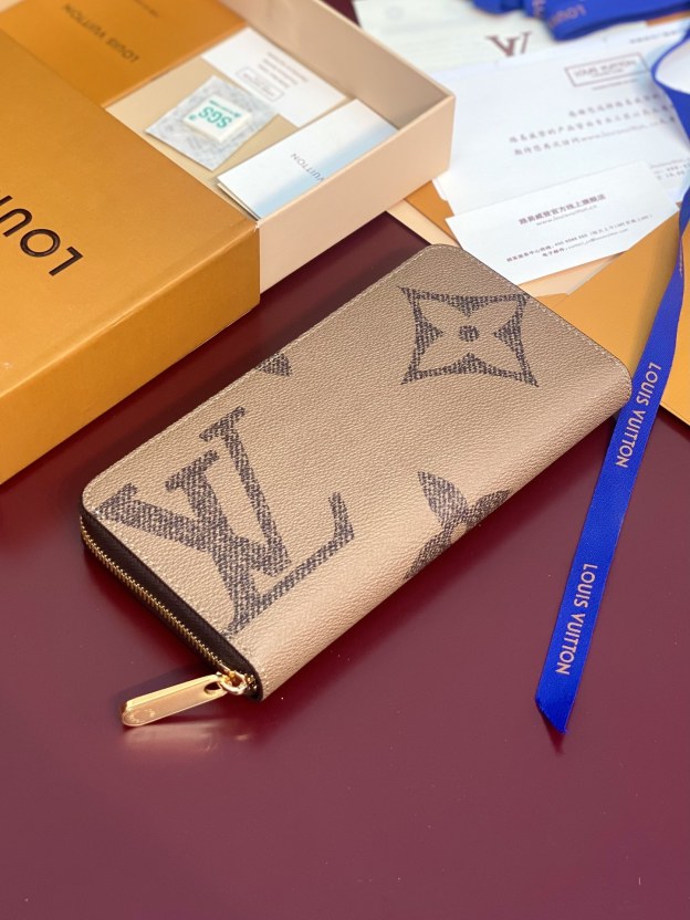 ルイ・ヴィトン「Louis Vuitton」ジッピー･ウォレット