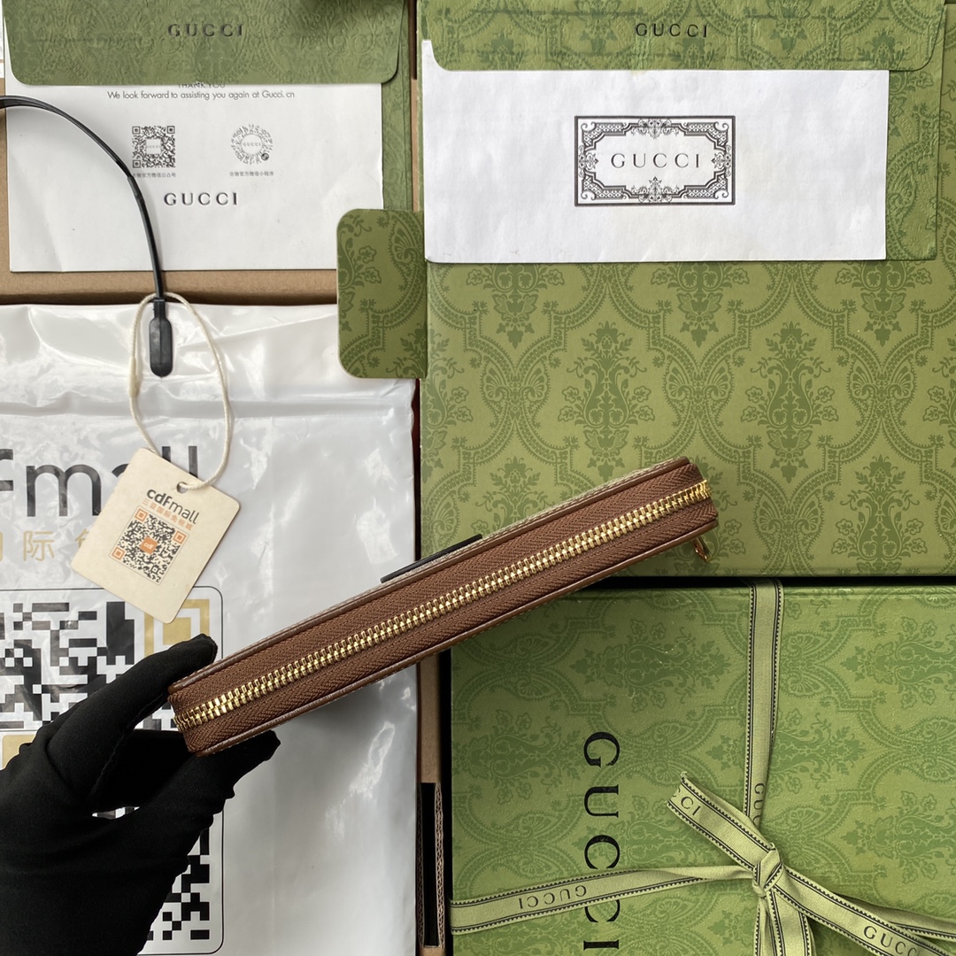 グッチ「Gucci」シグネチャー レザー ウェブ ジップアラウンドウォレット