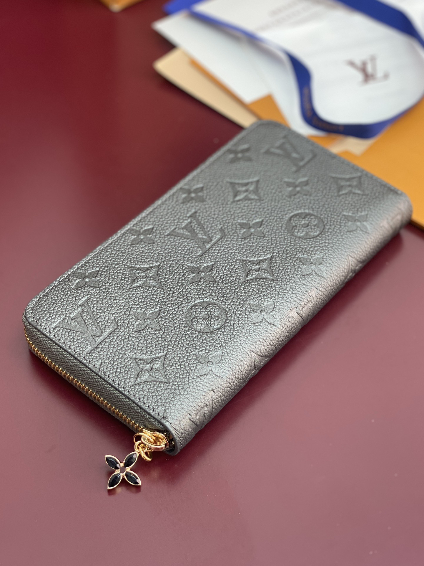 ルイ・ヴィトン「Louis Vuitton」ジッピーウォレット･ホリゾンタル