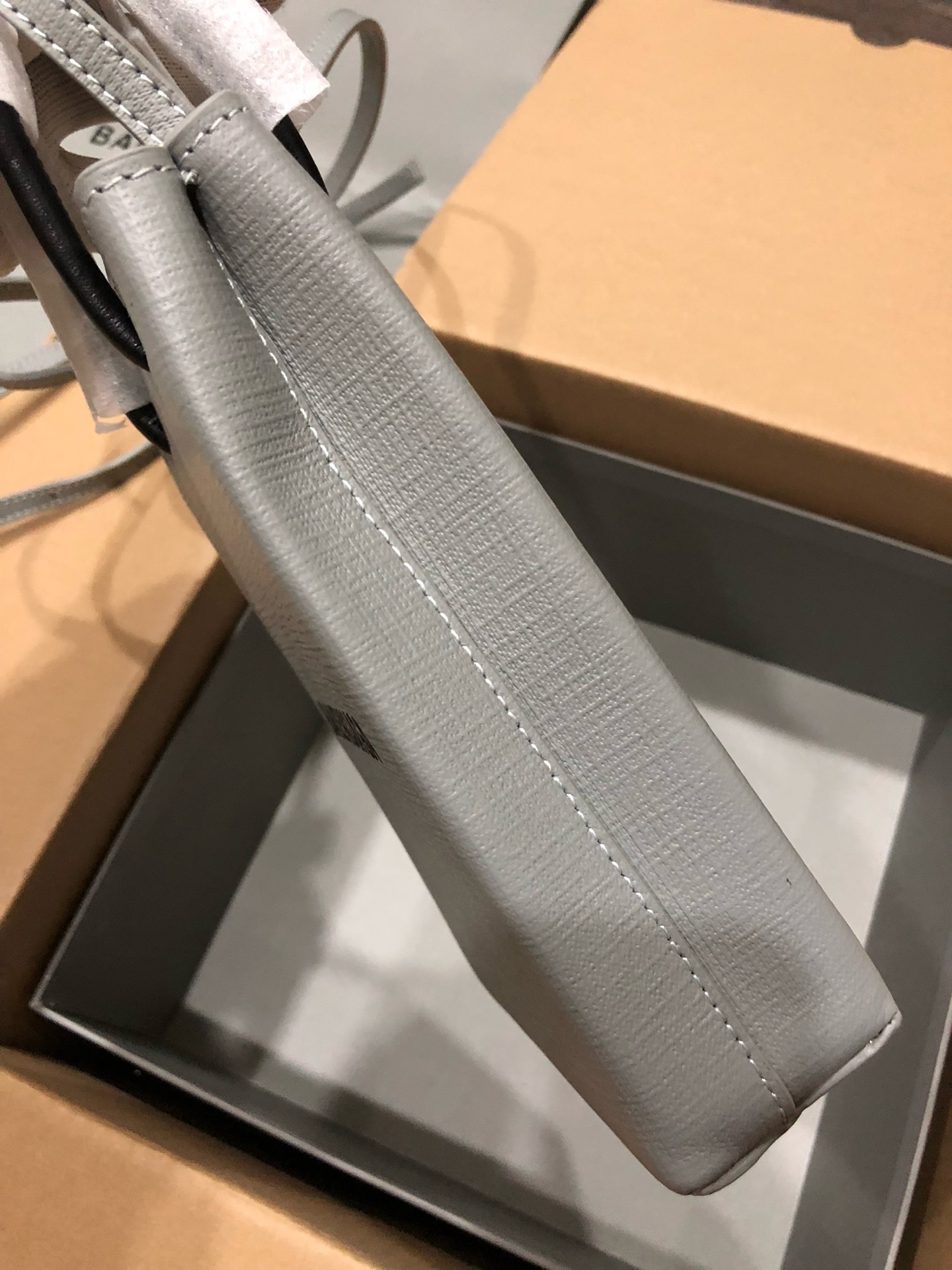 バレンシアガ「Balenciaga」Everyday スクエア レザーバッグ