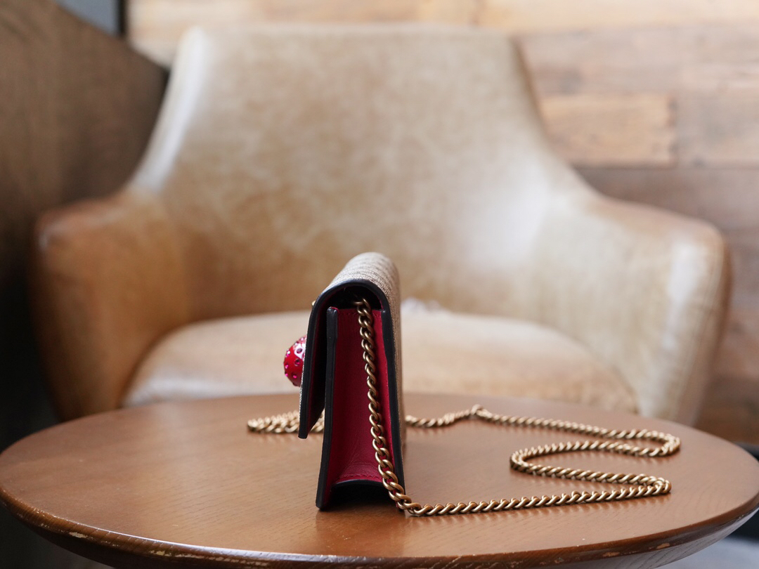 グッチ「Gucci」GG Supreme チェリー ミニバッグ