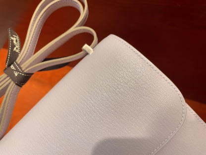 エルメス「Hermès」 Chevre Mysore Mauve pale カードケース