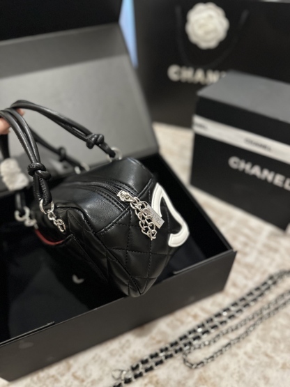 シャネル「Chanel」ミニクラシックフラップバッグショルダーバッグ