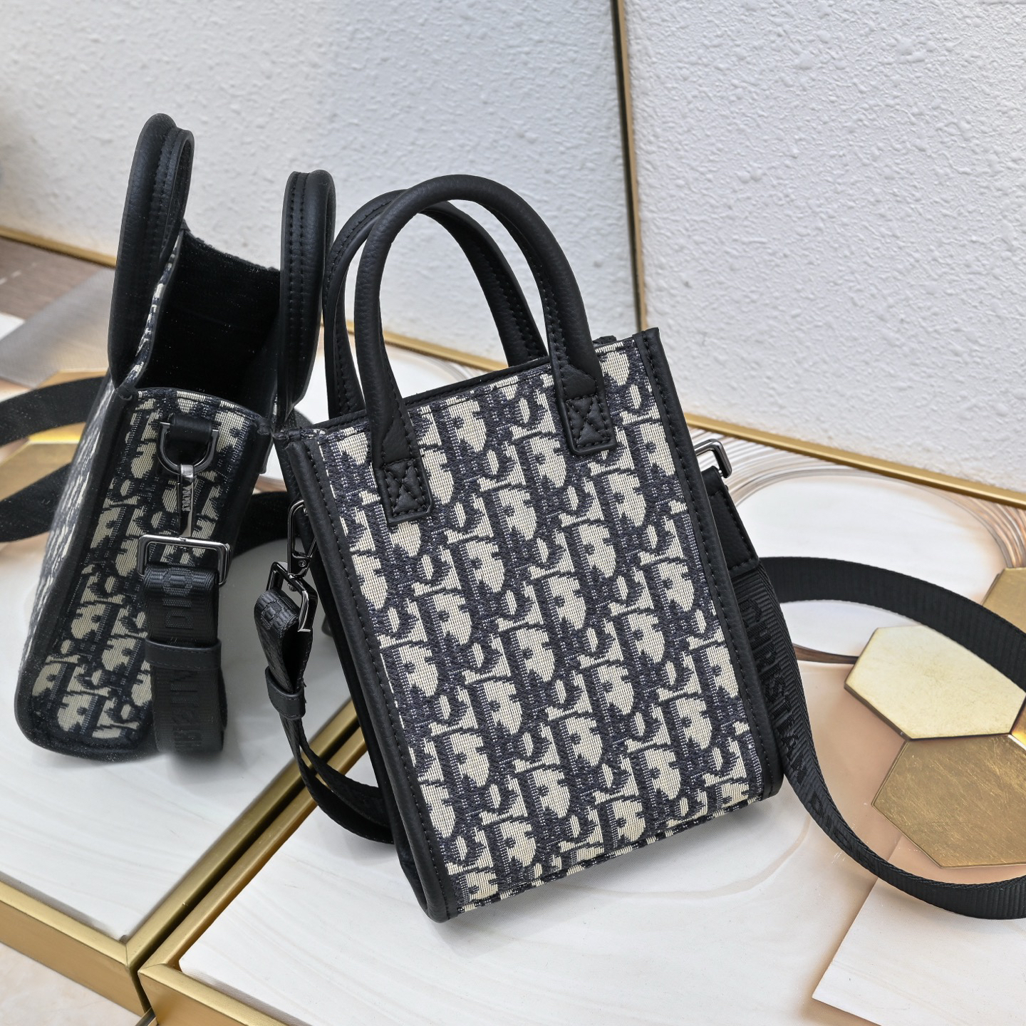 ディオール「Dior」Obliqueプリント トラベルケース（化粧ポーチ/ケアバッグ）