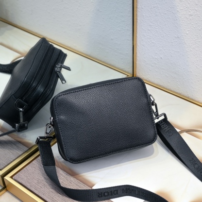 ディオール「Dior」Oblique 2024 ダブルジップ カメラバッグ