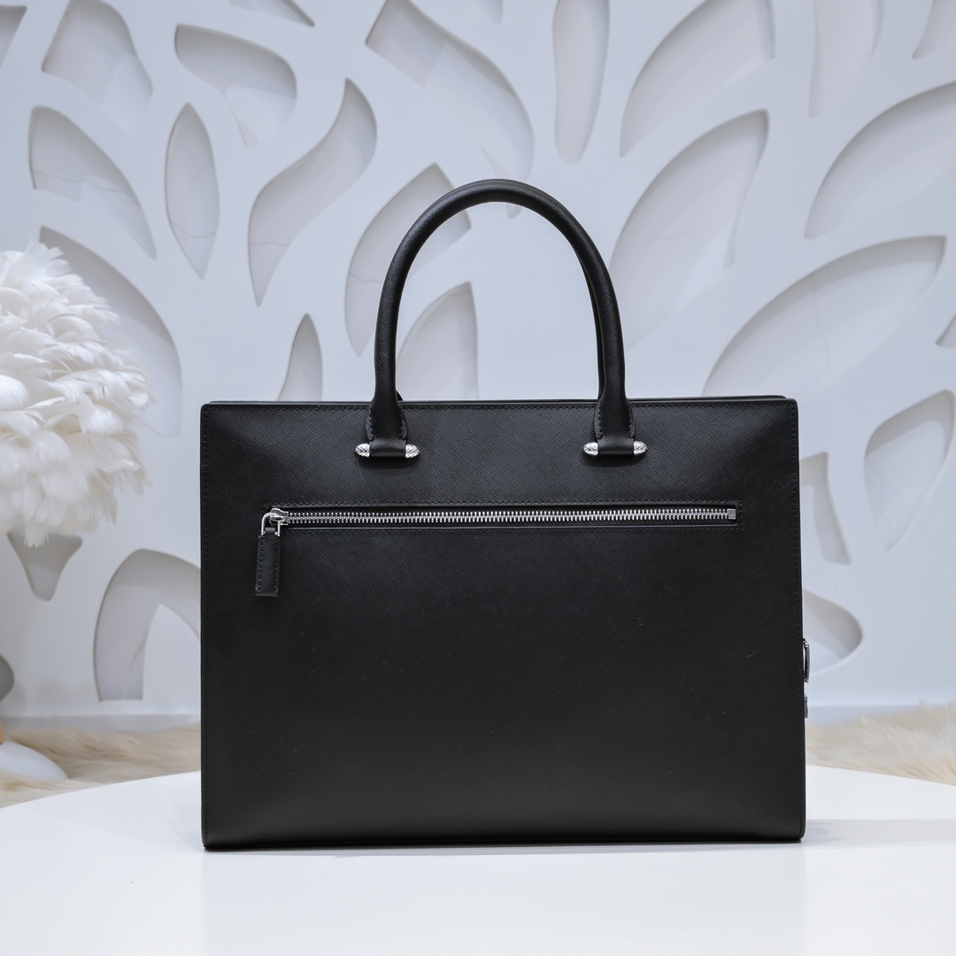 プラダ「Prada」Re-Nylon 2025 メンズ ビジネスバッグ