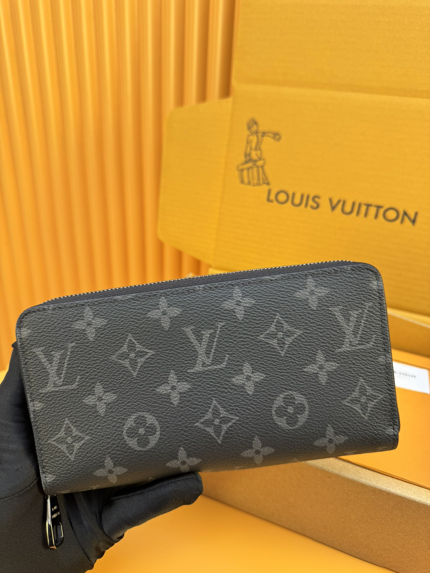 ルイ・ヴィトン「Louis Vuitton」Zippy ラジッパー式長財布
