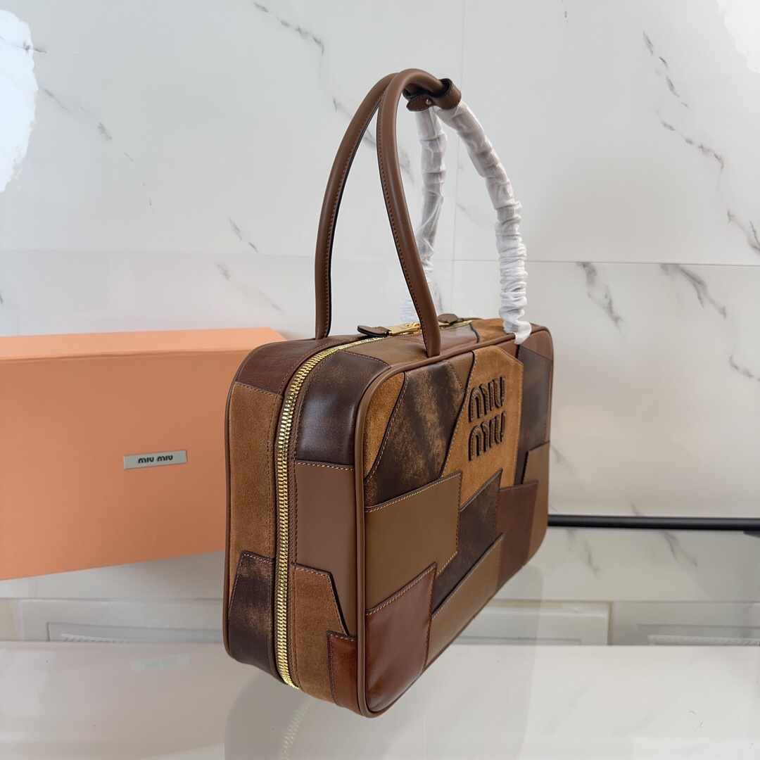 ミュウミュウ「Miu Miu」パッチワーク トートバッグ マルチレザー ラージサイズ