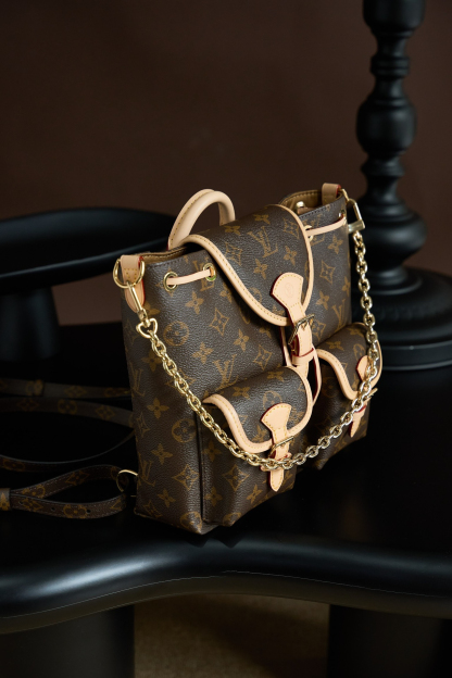 ルイ・ヴィトン「Louis Vuitton」 ダミエグラフィット エクスカーション PM リュックサック