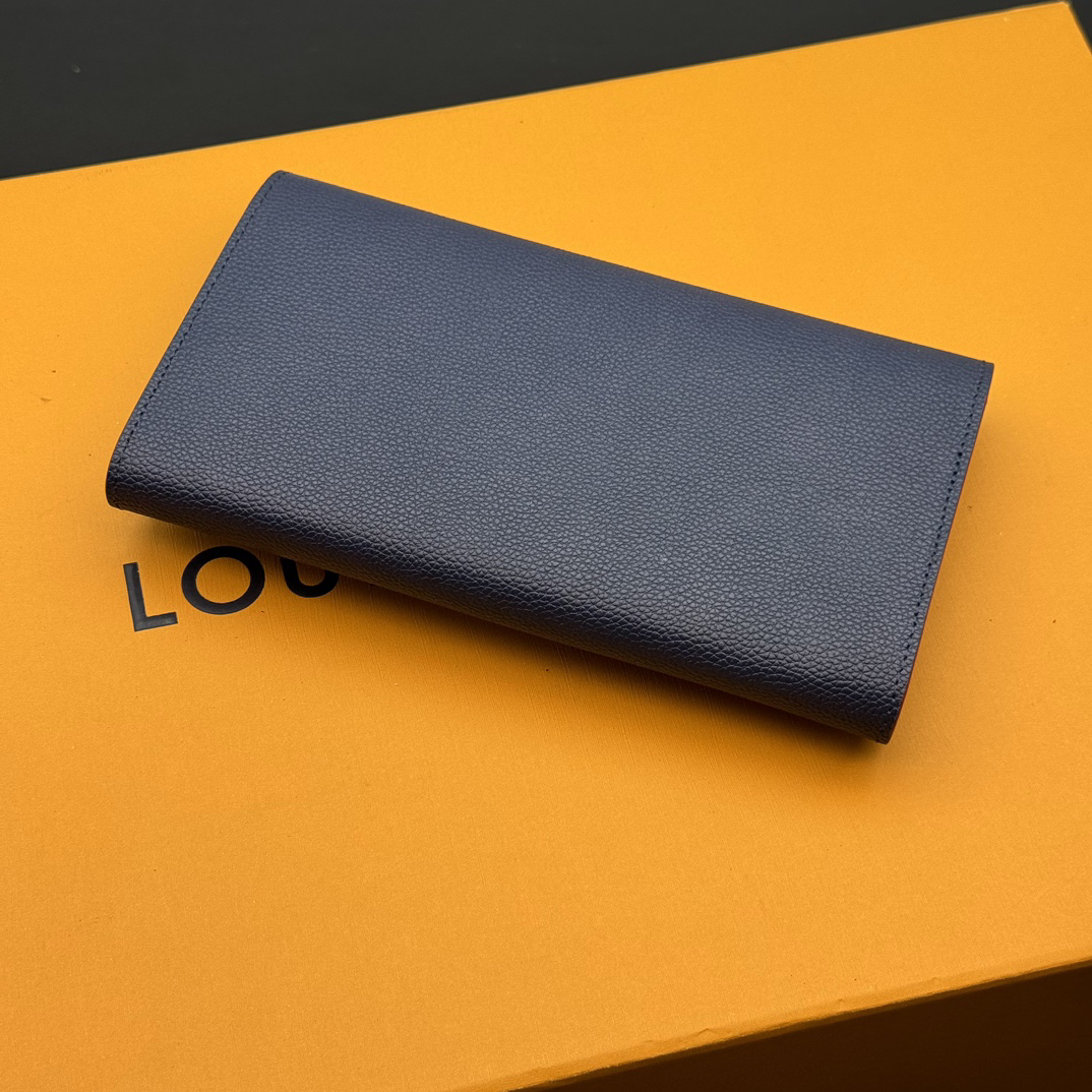 ルイ・ヴィトン(Louis Vuitton) ポルトフォイユ･カプシーヌ