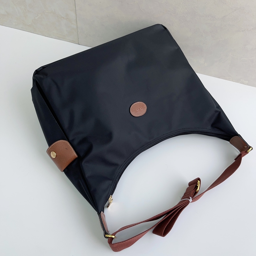 ロンシャン「Longchamp」Le Pliage Xtra ショルダーバッグ