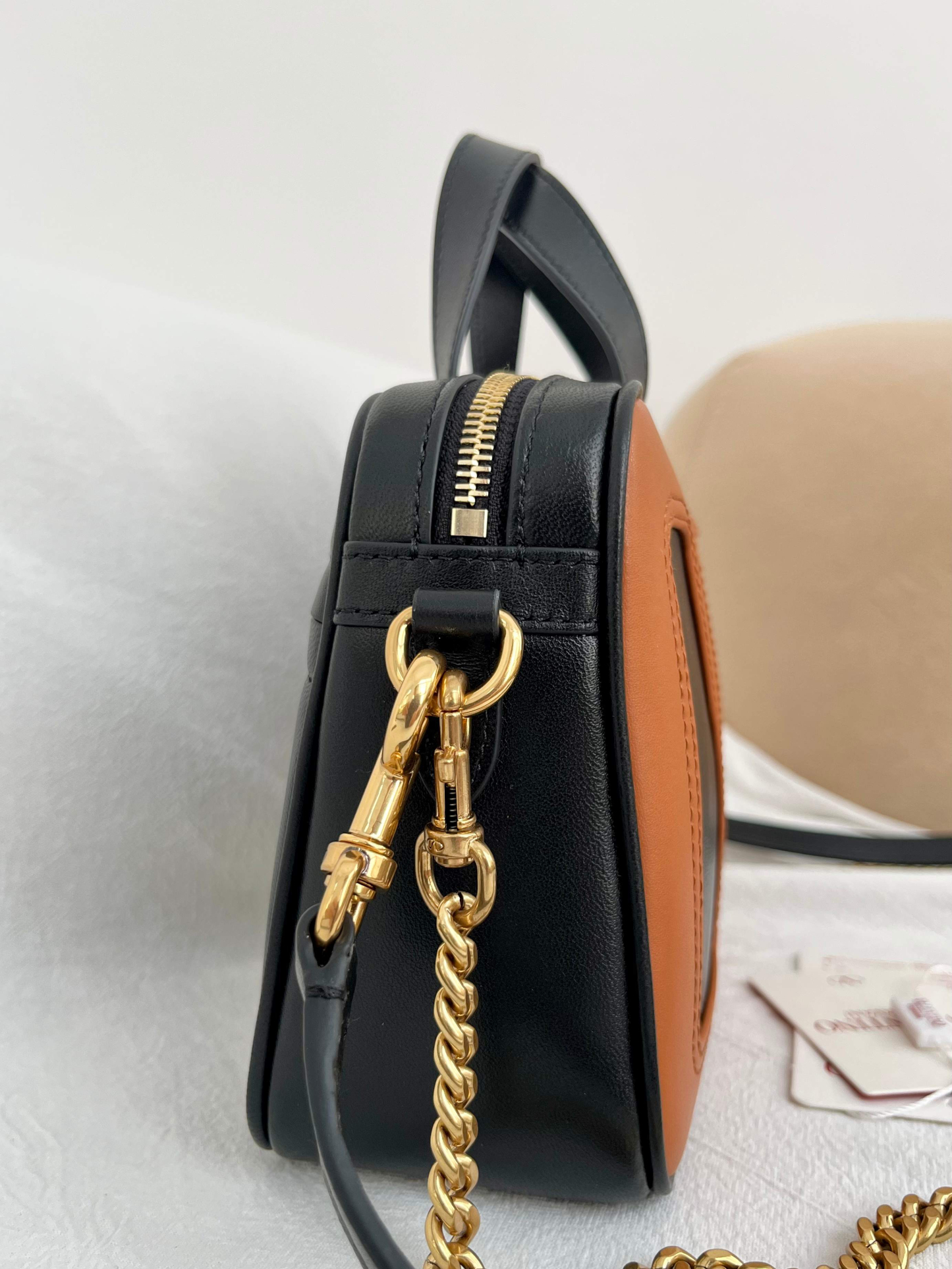 ヴァレンティノ「Valentino」  GARAVANI VIVA SUPERSTAR ショルダーバッグ