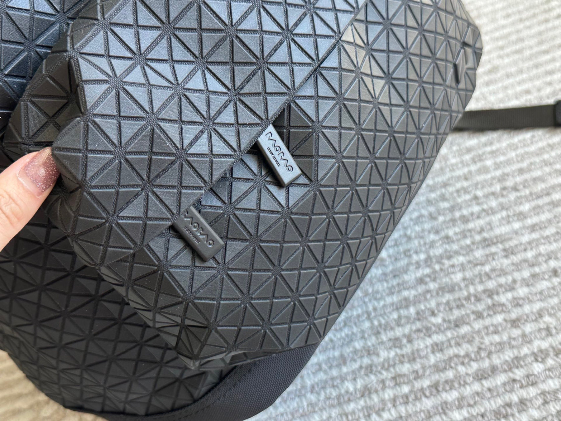 イッセイ・ミヤケ「Issey Miyake」ジオメトリックリュックサック